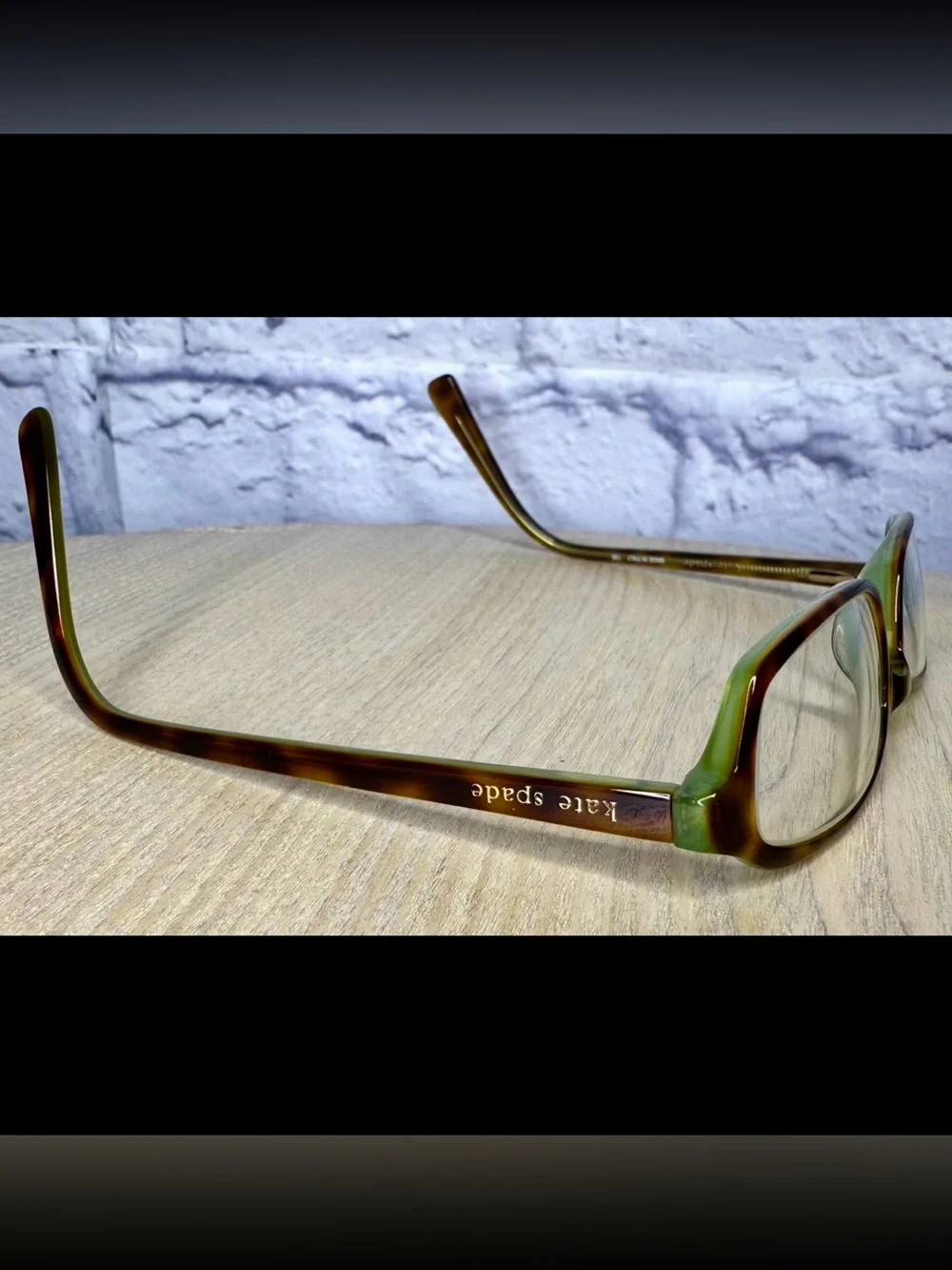 kate spade Pink Case with Brown Tortoiseshell Eyeglasses Made in Italy